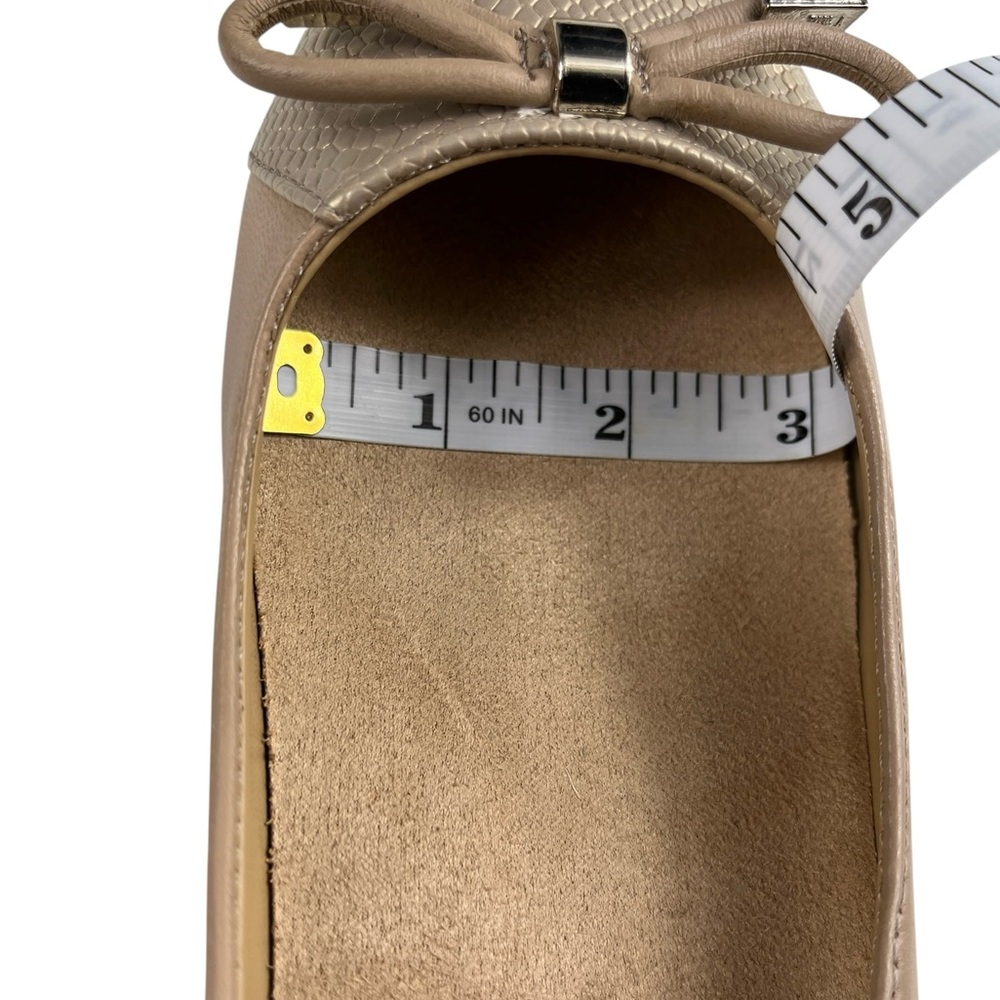 Naturalizer Gertie Ballet Flats Shoes Size 8.5 W Embossed Leather Taupe - Picture 16 of 16
